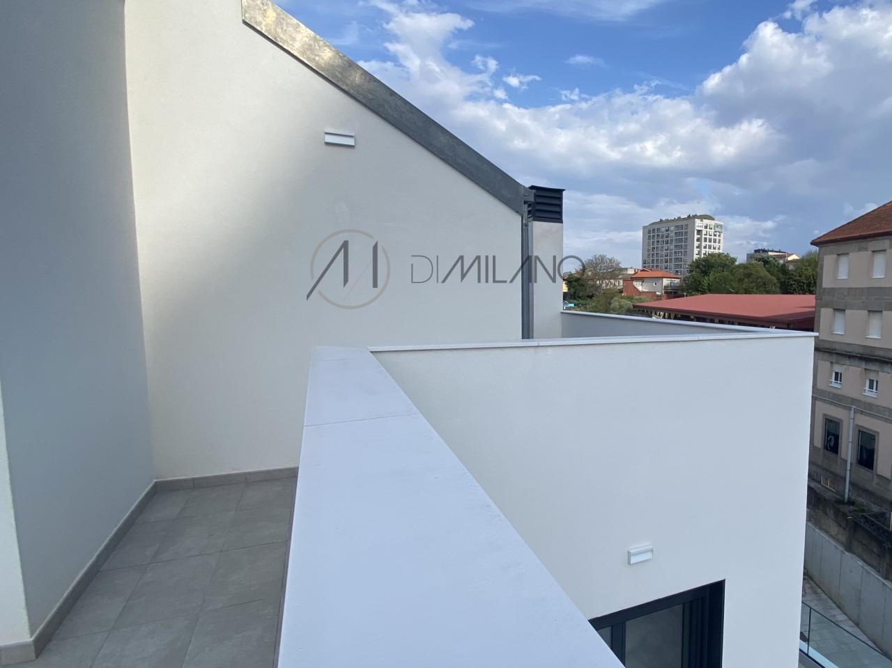 Exclusivo duplex  con 3 terrazas y vistas a la ría de Vigo
