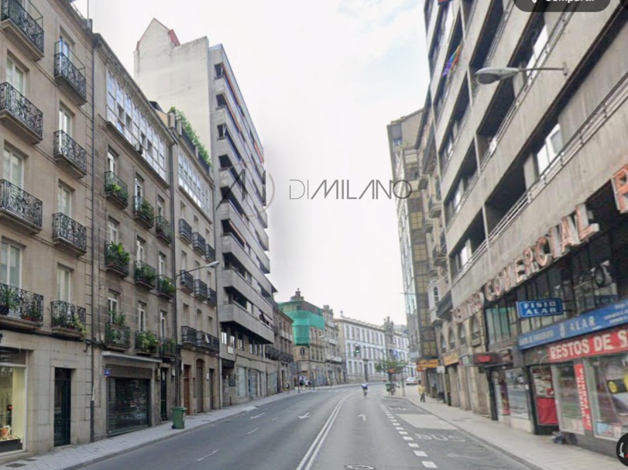 Piso exterior, con terraza y garaje, en el centro de la ciudad