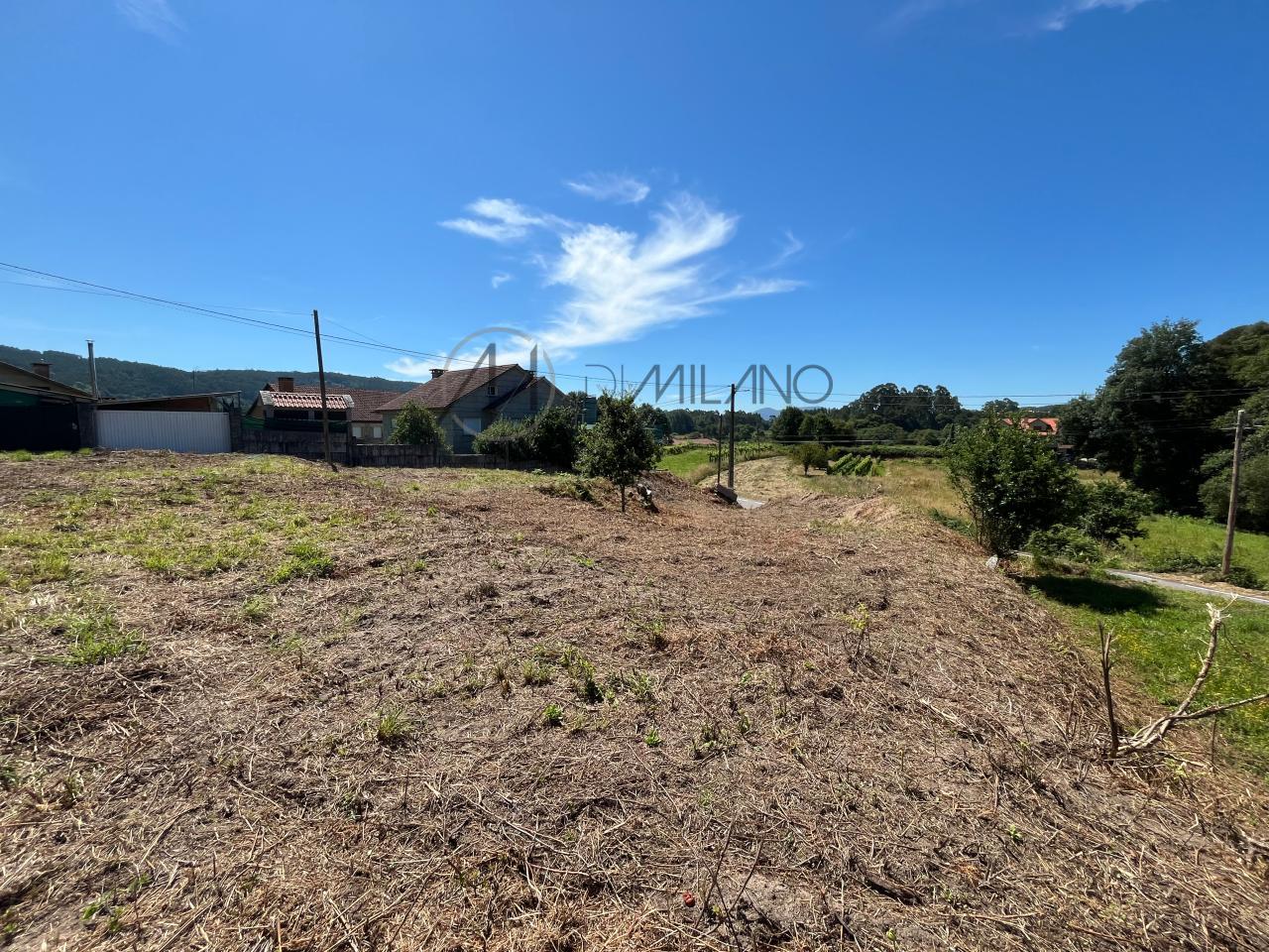 Amplio terreno para 2 viviendas en Santa María de Tebra, Tomiño