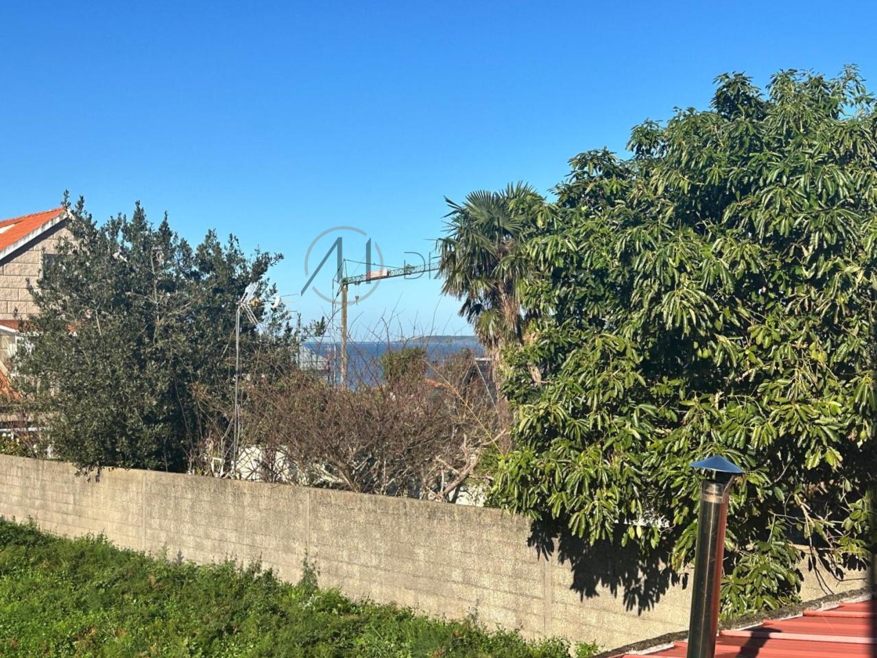 Terreno en Coruxo con vistas a la Ría de Vigo