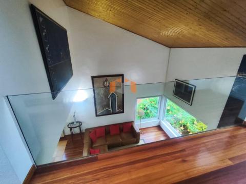 C000196 Venta de casa con piscina y terraza en Baiona Población