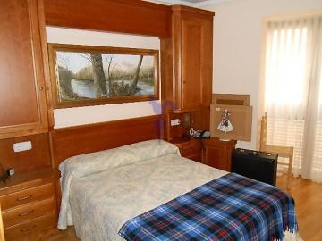 P004139 Venta de piso con terraza en Casco Antiguo (León)