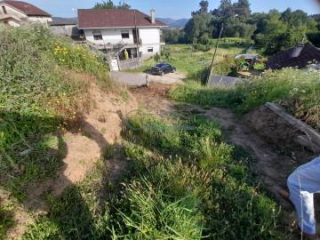 S070048 Venta de terreno en Dornelas (Mos)