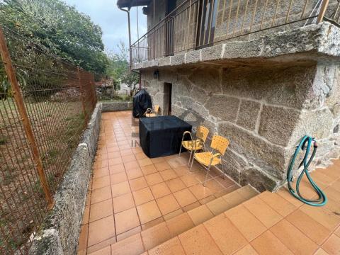 C000542 Venta de casa con piscina y terraza en Allariz