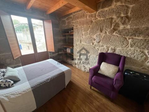 C000542 Venta de casa con piscina y terraza en Allariz