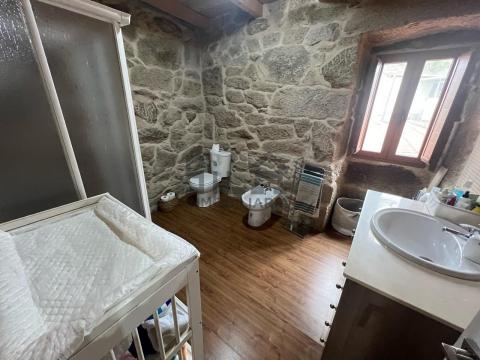C000542 Venta de casa con piscina y terraza en Allariz