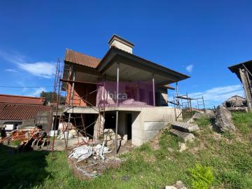 C005208 Venta de casas/chalet con terraza en Louredo (Mos)