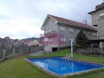 C005317 Venta de casas/chalet con piscina en Matamá (Vigo)