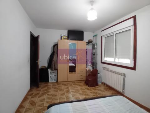 C005387 Venta de casa con terraza en Ponteareas Población