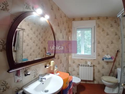 C005387 Venta de casa con terraza en Ponteareas Población