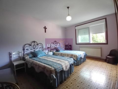 C005387 Venta de casa con terraza en Ponteareas Población