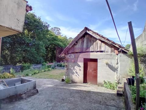 C005387 Venta de casa con terraza en Ponteareas Población
