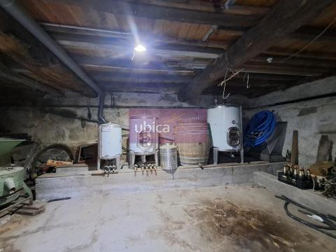C005411 Venta de casa con piscina y terraza en Entenza (Salceda de Caselas)
