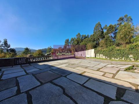 C005411 Venta de casa con piscina y terraza en Entenza (Salceda de Caselas)