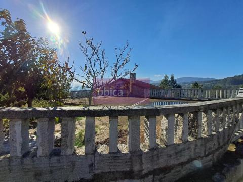 C005411 Venta de casa con piscina y terraza en Entenza (Salceda de Caselas)