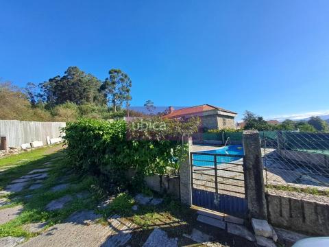 C005411 Venta de casa con piscina y terraza en Entenza (Salceda de Caselas)