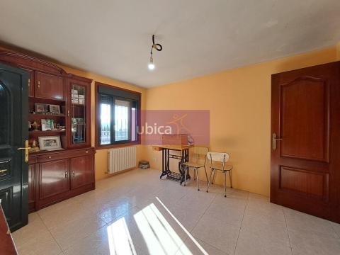 C005411 Venta de casa con piscina y terraza en Entenza (Salceda de Caselas)