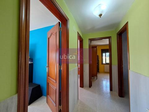 C005411 Venta de casa con piscina y terraza en Entenza (Salceda de Caselas)