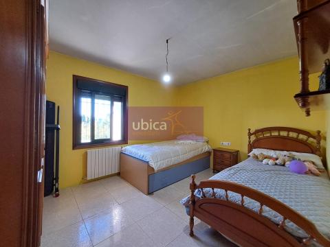 C005411 Venta de casa con piscina y terraza en Entenza (Salceda de Caselas)