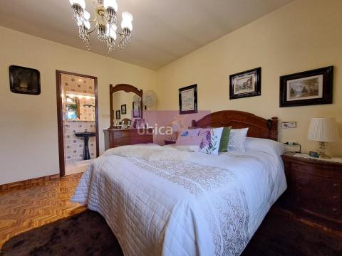 C005419 Venta de casa con terraza en O Porriño Población