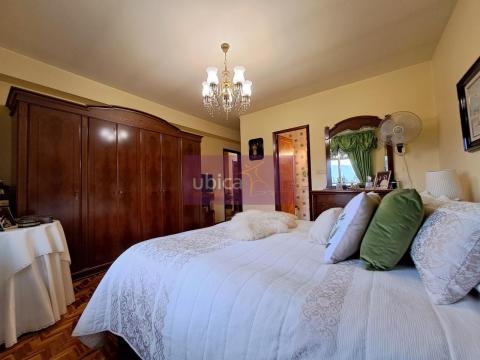 C005419 Venta de casa con terraza en O Porriño Población