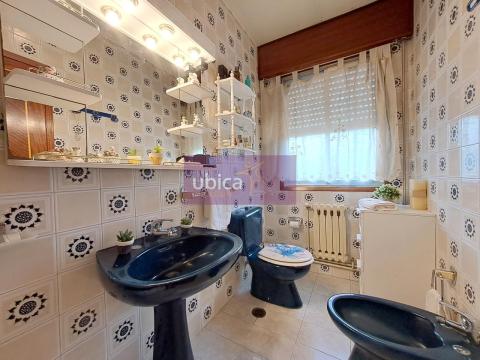 C005419 Venta de casa con terraza en O Porriño Población