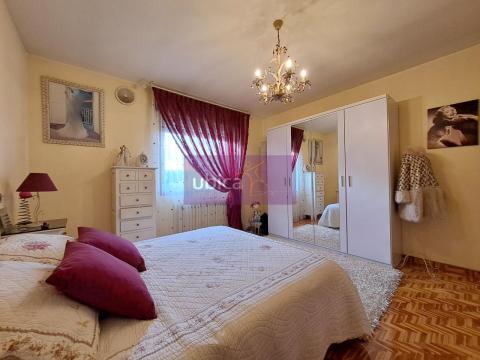 C005419 Venta de casa con terraza en O Porriño Población