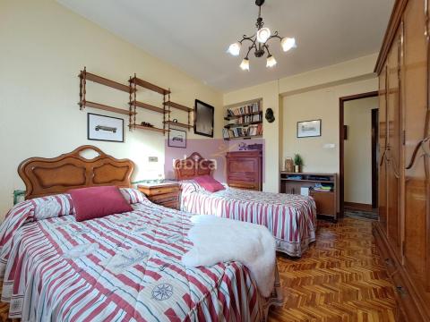 C005419 Venta de casa con terraza en O Porriño Población