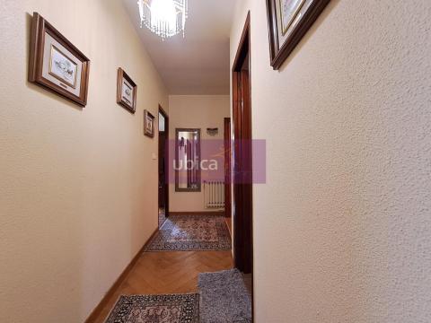 C005419 Venta de casa con terraza en O Porriño Población