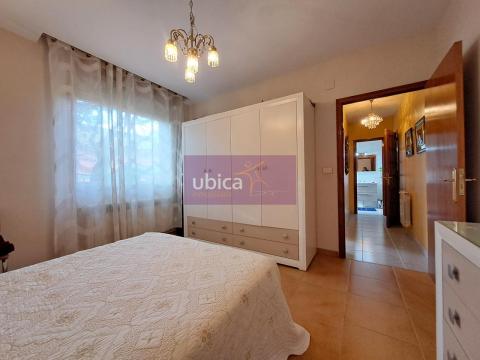 C005419 Venta de casa con terraza en O Porriño Población