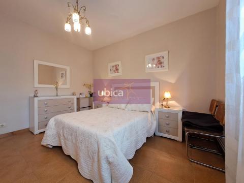 C005419 Venta de casa con terraza en O Porriño Población