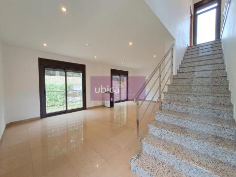 C005167 Venta de casa con terraza en A Picoña (Salceda de Caselas)