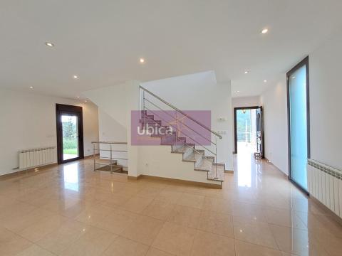 C005167 Venta de casa con terraza en A Picoña (Salceda de Caselas)