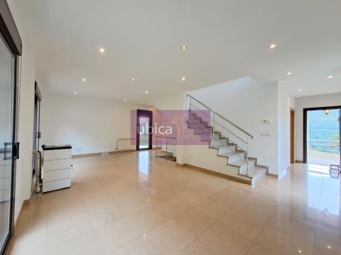 C005167 Venta de casa con terraza en A Picoña (Salceda de Caselas)