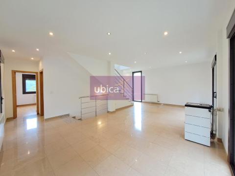 C005167 Venta de casa con terraza en A Picoña (Salceda de Caselas)