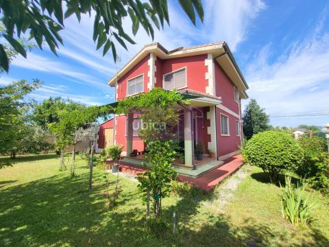 C005401 Venta de casa con terraza en Amorín (Tomiño)