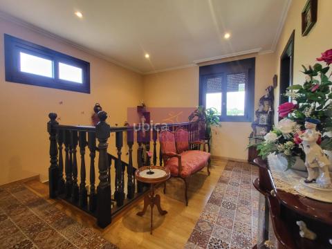 C005401 Venta de casa con terraza en Amorín (Tomiño)