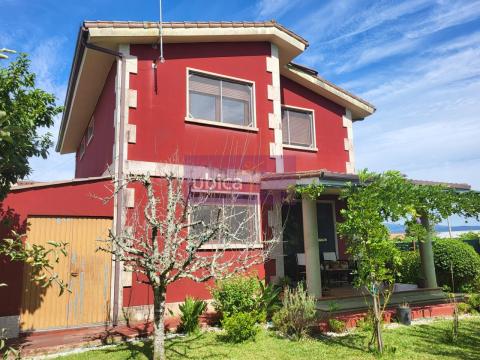 C005401 Venta de casa con terraza en Amorín (Tomiño)